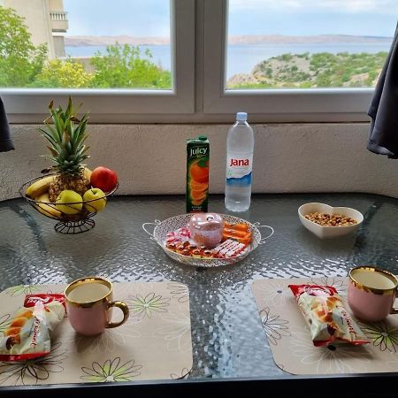 Apartmani 'Cvit' カルロバッグ エクステリア 写真